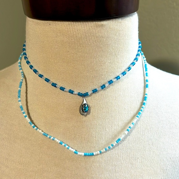 Bundle Lot Necklaces Bracelets Earrings Mixed 12 Pieces - Picture 2 of 9